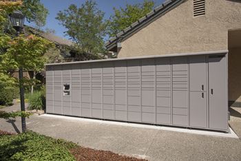 24 Hour package lockers